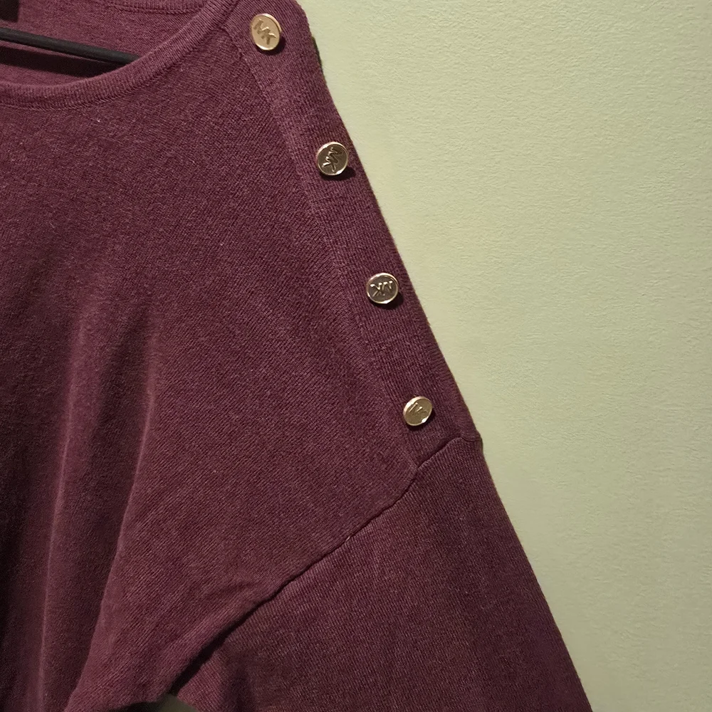 Michael Kors Deep Burgundy Knit Sweater With Button Shoulder Accents Size 2X - Picture 3 of 6